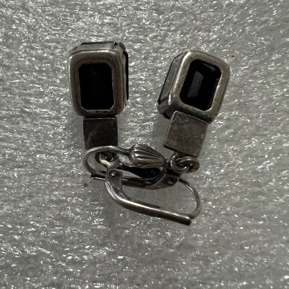 String Silver Tested With Black Stone Beautiful E… - image 2